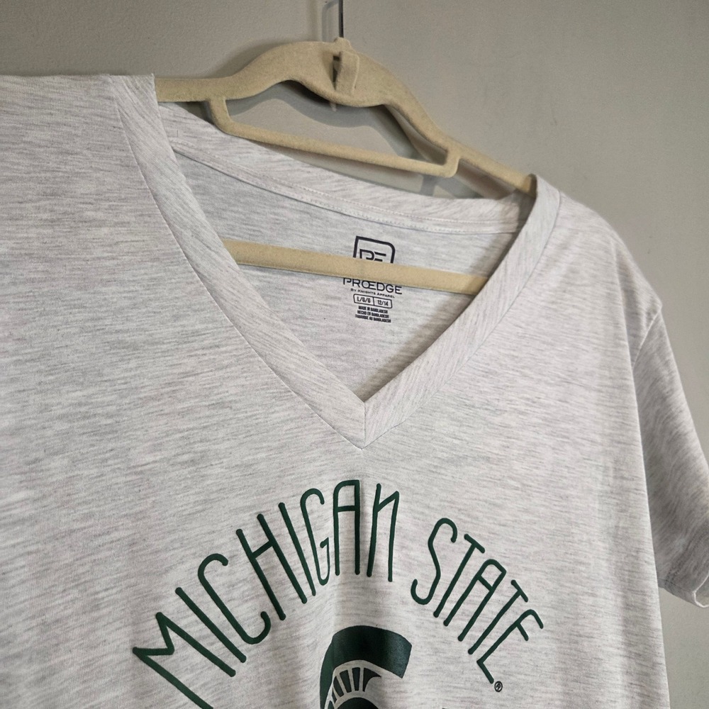 ProEdge Michigan Stateโ Spartans NCAA T-Shirt Womens L Gray V-Neck Graphic Tee